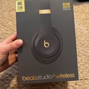 Beats by Dre Studio3 Wireless Headphones - Shadow Gray